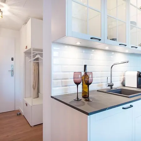 A Comfortable Near The Sea For 3 People, Apartment Pobierowo